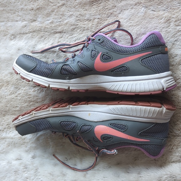 Nike Revolution 2 Women's Size 10.5 Gray Purple Orange Running Athletic Shoes - Picture 7 of 9